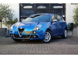 Alfa Romeo Giulietta 1.4 Turbo Super - BLU MISANO - DAB - NAVI - PDC - CRUISE - U-CONNECT - 1e EIG - TOPCONDITIE!