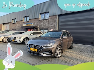 Hyundai i30 Wagon 1.5 T-GDi MHEV Premium | 1E EIGENAAR | 12MND GARANTIE | LED | CARPLAY | SCHUIFDAK | DAB | NAVI | CRUISE | 160PK |