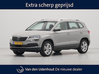 Skoda Karoq 1.0 TSI 115pk Business Edition Plus Navigatie Stoelverwarming Camera Clima Carplay