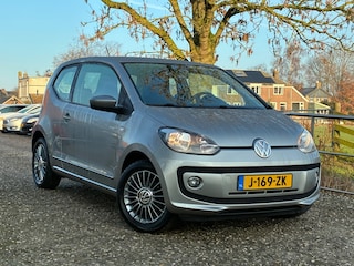 Volkswagen Up 1.0 groove up! BlueMotion | Navi + Airco + Stoel verw. nu € 5.975,-!!!