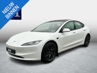 Tesla Model 3 Premium Long Range AWD 78 kWh | STOELVERWARMING VOOR/ACHTER | STUURVERWARMING | FABRIEKS GARANTIE T/M 20-06-2028 OF 80k KM | ELKT. ACHTERKLEP | ELKT. STOELEN |