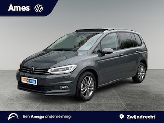 Volkswagen Touran 1.5 150pk TSI Highline 7p Navigatie 'Discover Media' | Velgen 'Salvador', 17 inch lichtmetaal | Panoramaschuif-kanteldak