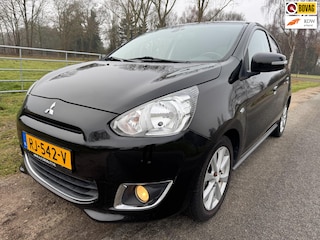 Mitsubishi Space Star 1.2 Intense+ met stoelverwarming en climate control