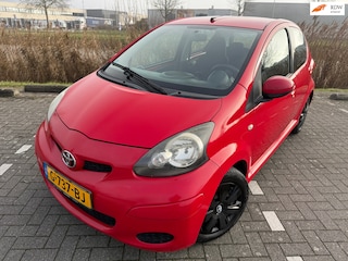 Toyota Aygo 1.0-12V*APK*NAP*AIRCO*ELKT-RAAM*C-D AFSTAND*Bluetooth