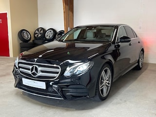 Mercedes-Benz E-klasse 220 d AMG-line - Widescreen - HuD - Trekhaak - 1st owner