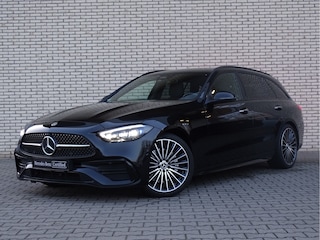 Mercedes-Benz C 200 Estate Premium AMG Line | Smartphone integratie | Dodehoekassistent | Memorypakket | Panoramadak | 360 Camera | Stoelverwarming voor | Spiegelpakket | Nightpakket
