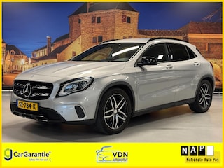 Mercedes-Benz GLA 180 Premium Automaat LED PDC Trekhaak