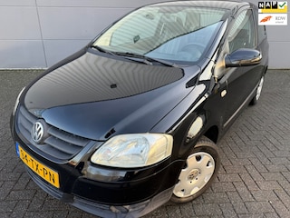 Volkswagen Fox 1.2 Trendline*APK 20-01-2027*NAP*ZUINGE AUTO *RIJD SCHAKEL PRIMA