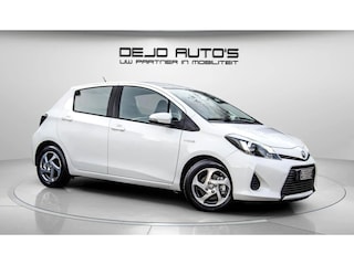 Toyota Yaris 1.5 FULL HYBRID ASPIRATION NAVI CRUISE-CONTROL AUTO-AIRCO CAMERA ALL-SEASON LM-VELGEN NAVIGATIE, CRUISE CONTROL, ALL SEASON BANDEN