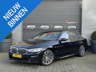 BMW 540d xDrive High Executive M-Sport | Panoramadak | 360* Camera | DAB | Elektrische Trekhaak |