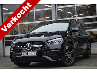Mercedes-Benz GLA 250 e AMG Led Panorama Widescreen Sfeer Camera Night Keyless Pdc