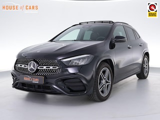 Mercedes-Benz GLA 200 AMG Line |dealer onderhouden|panoramadak|carbon interieur|Apple Carplay|trekhaak|stoelverwarming|parkeercamera|sfeerverlichting|19"|
