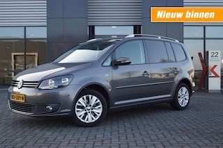 Volkswagen Touran 1.4 TSI Comf. Line Life 140pk / Navi / Park-assist/ Trekhaak /Stoelverwarming /