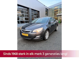 Opel Astra 1.4 Turbo Edition 5 deurs 120PK! UNIEK KMST NAP! Airco l Cruise l TREKHAAK l Elek pakket! DEALER OH l TOPSTAAT!