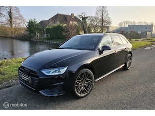 Audi A4 Avant 35 TFSI S-line / El. Trekh. / Navi / Leder