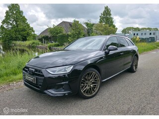 Audi A4 Avant 35 TFSI S-line / El. Trekh. / Navi / Leder