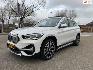 BMW X1 SDrive18i High Executive Vol Optie’s……..