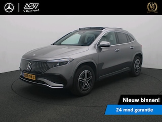 Mercedes-Benz EQA 250+ AMG Line 71 kWh | Panorama - Schuifdak | Trekhaak Wegklapbaar | Sfeerverlichting | Dodehoekassistent | DAB+ Radio | Achteruitrij Camera | Stoelverwarming Voor