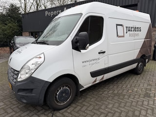 Renault Master T35 2.3 dCi L2H2 DC NAVI Airco camera . 5 en 6 versnelling licht hoor baar .