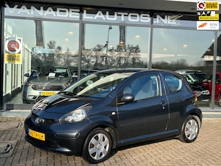 Toyota Aygo 1.0-12V + Stuurbekr Elek.Pakket NL-Auto NAP Dealeronderhouden!