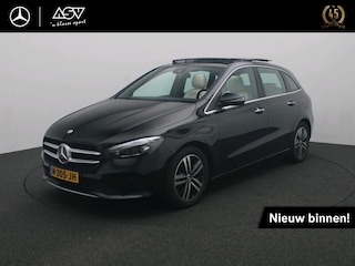 Mercedes-Benz B-klasse 180 Luxury Business Solution | Panorama - Schuifdak | Memory Seats | Achteruitrij Camera | Parkeersensoren Voor + Achter | Multibeam LED
