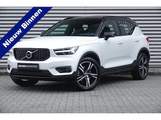 Volvo XC40 2.0 T4 R-Design | Pano | Trekhaak | Memory | H&K | Camera | ACC |