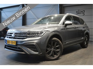 Volkswagen Tiguan 1.5 TSI MOVE navi clima camera led pdc trekhaak 18 inch !!