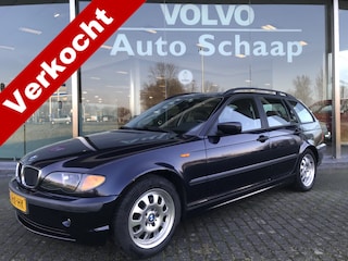 BMW 3-serie Touring 318i Executive Automaat | Rijklaar | Afneembare trekhaak Climate Leer Parkeersensor