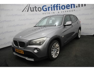 BMW X1 sDrive20i Business nette SUV met trekhaak