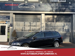 Volkswagen Passat Variant 2.0 TDI Highline Automaat Bj 2014 Apk 08-2026 Luxe uitvoering !! 141pk