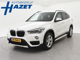 BMW X1 sDrive18i AUT. SPORTLINE + TREKHAAK | LED | SPORTSTOELEN | STOELVERWARMING | NAVIGATIE
