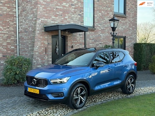 Volvo XC40 1.5 T3 R-Design Automaat Panodak Leer