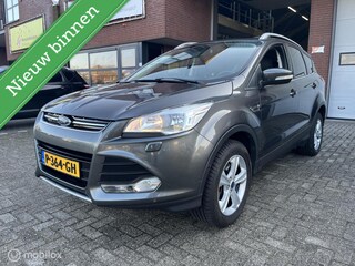 Ford Kuga 1.5 Titanium 4WD PANO-DAK*NAVI*TREKHAAK*CRUISE*PDC*