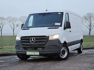 Mercedes-Benz Sprinter 214 L2H1 Trekhaak Mbux