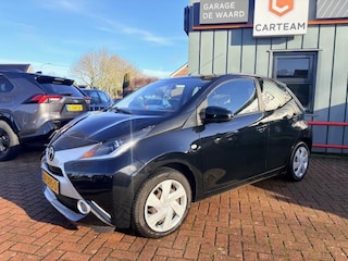 Toyota Aygo 1.0 VVT-i x-nav