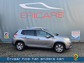 Peugeot 2008 1.2 PureTech Allure Pano, Navi