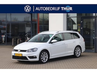 Volkswagen Golf Variant 1.4 TSI Business Edition Connected R 125PK / 92kW DSG, NL auto dealeronderhouden, R-Line Business Edition, privacy glas, 17" 'Madrid' LMV, half lederen bekleding ErgoActive stoel, stoelverwarming, achteruitrijcamera (rear view), elektrisch verstel-, verwarm- en inklapbare buitenspiegels (spiegel pakket), multifunctioneel lederen stuurwiel, cruise control, parkeersensoren voor en achter (pdc), DAB+, navigatie