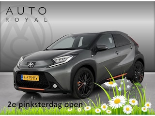 Toyota Aygo 1.0 VVT-i S-CVT Limited AUTOMAAT | TWO TONE COLOR  | DODEHOEK DETECTIE | ACHTERUIT RIJ CAMERA| SPORT STOELEN| KEYLESS ENTRY/GO| NAVIGATIE | LED KOPLAMPEN | STOEL VERWARMING |