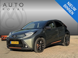Toyota Aygo 1.0 VVT-i S-CVT Limited AUTOMAAT | TWO TONE COLOR  | DODEHOEK DETECTIE | ACHTERUIT RIJ CAMERA| SPORT STOELEN| KEYLESS ENTRY/GO| NAVIGATIE | LED KOPLAMPEN | STOEL VERWARMING |