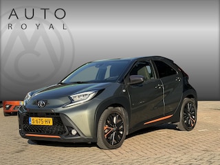 Toyota Aygo 1.0 VVT-i S-CVT Limited AUTOMAAT | TWO TONE COLOR  | DODEHOEK DETECTIE | ACHTERUIT RIJ CAMERA| SPORT STOELEN| KEYLESS ENTRY/GO| NAVIGATIE | LED KOPLAMPEN | STOEL VERWARMING |