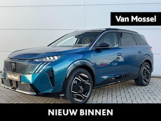 Peugeot 5008 GT Long Range 96 kWh | Nu beschikbaar | Elektrische stoelen incl. massage | Achterbank verwarmd | Tot 673km rijbereijk!