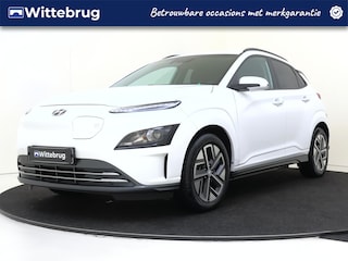 Hyundai Kona EV Comfort 64 kWh | Navigatie | Climate Control | Camera en Parkeerhulp | Lichtmetalen Velgen |