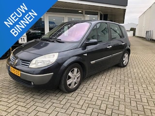 Renault Scénic 1.6-16V Dynamique Comfort