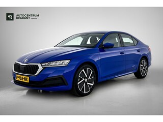 Skoda Octavia 1.4 TSI iV PHEV Business Edition| 204PK | LAGE KM! | Perf onderH | Add cruise | Lane Ass | Carplay | TrekH |