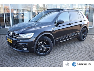 Volkswagen Tiguan 1.5 TSI 150PK DSG-7 R-Line | TREKHAAK | PANORAMADAK | ADAPT. CRUISE | NAVIGATIE | BLACK STYLE