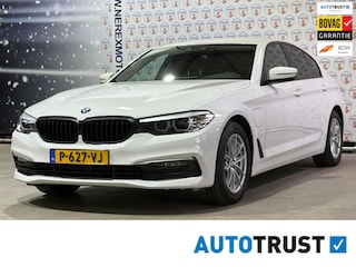 BMW 530e iPerformance Executive Leder/Navi/Camera/Chrome delete