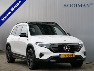 Mercedes-Benz EQB 300 4MATIC AMG Line 7p. 67 kWh Automaat Panoramadak / 19Inch / Led / Stoelverwarming / SOH 96,7%