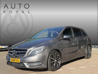 Mercedes-Benz B-klasse 180 Ambition AUTOMAAT| NAVIGATIE| AIRCO/ECC| CRUISECONTROL| PARKEERSENSOREN