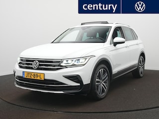 Volkswagen Tiguan 1.4 TSI eHybrid Elegance Panoramisch schuif-/kanteldak - IQ light - ACC - Navigatie - Camera