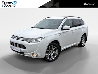 Mitsubishi Outlander 2.0 PHEV Instyle |Achteruitrijcamera| Trekhaak| voorstoelen verwarmd| 12 maanden Bovag Garantie